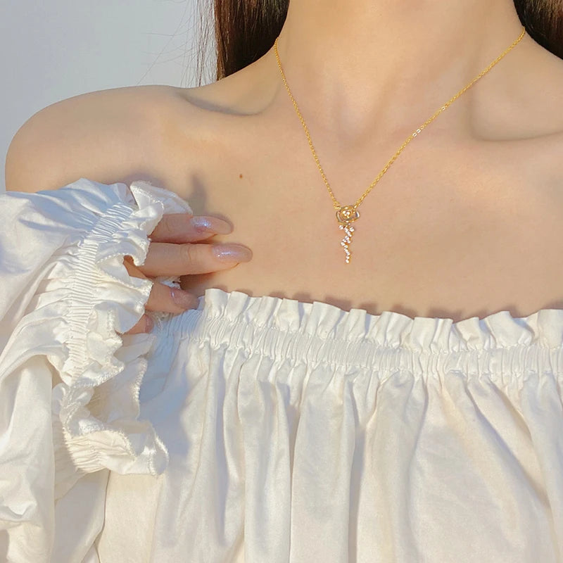 IOGOU Rosformad Moissanite Halsband – Ljust Lyxigt 925 Silver för Kvinnor